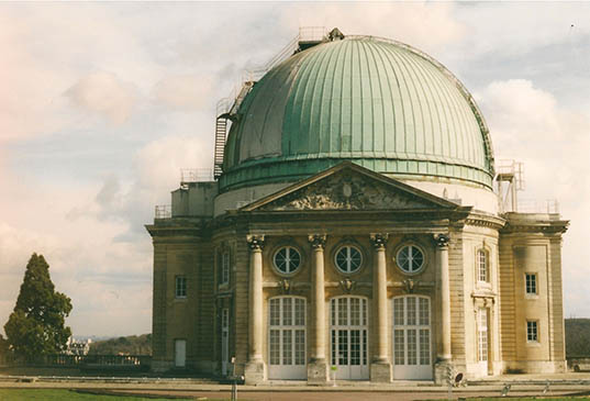 Meudon observatory in 2001, prior to renovation. P
