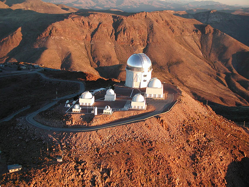 <strong>Fig. AO.4: </strong> Cerro Tololo from the