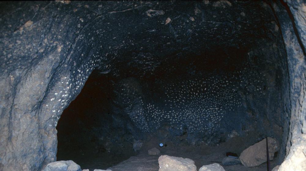 Cueva de las estrellas (star cave), Acusa. Photogr