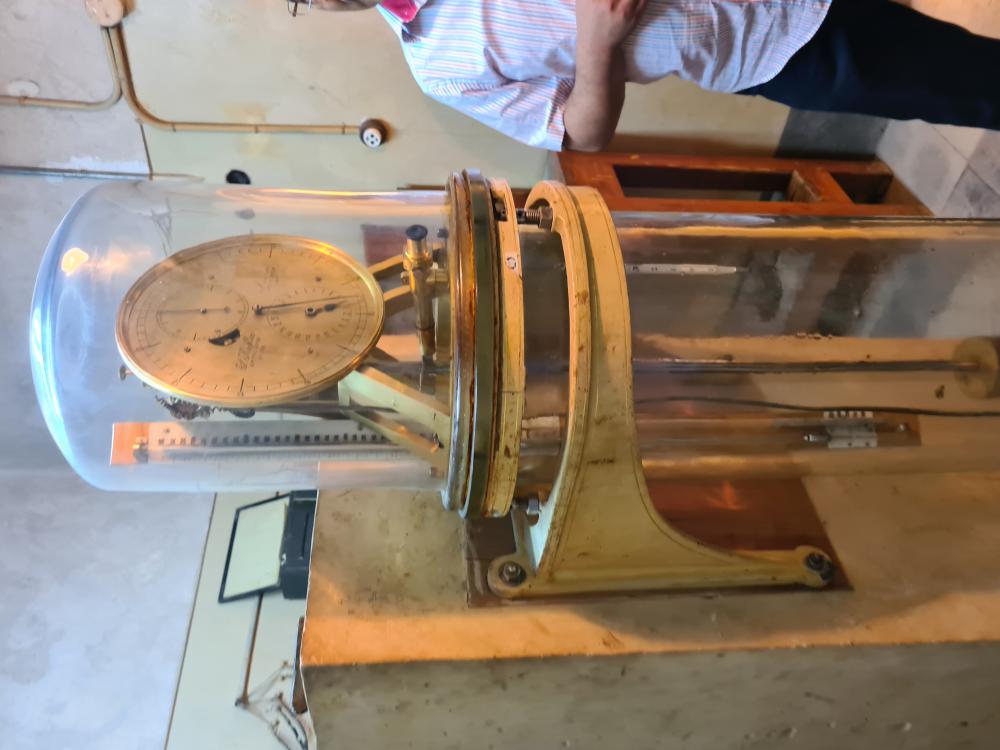 Pendulum Clock of Helwan Observatory (photo: Susan