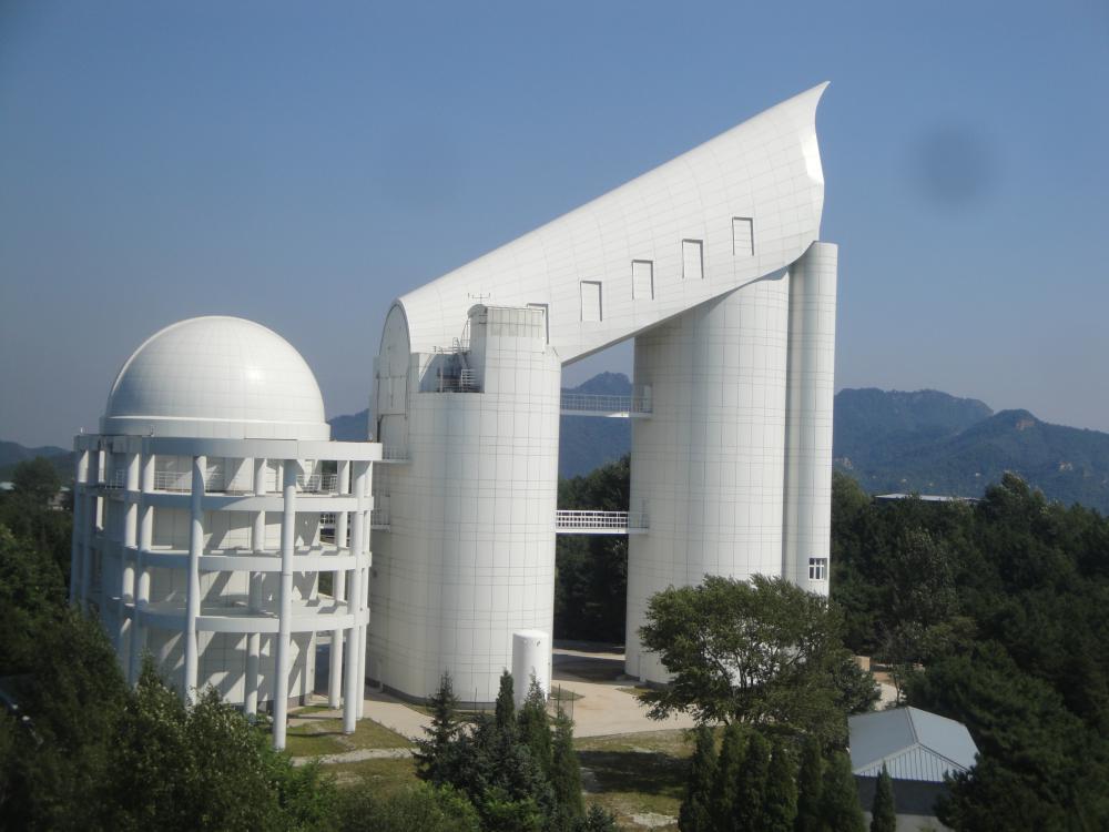 LAMOST-Telescope (1995/2007), Xinglong Station (Ph