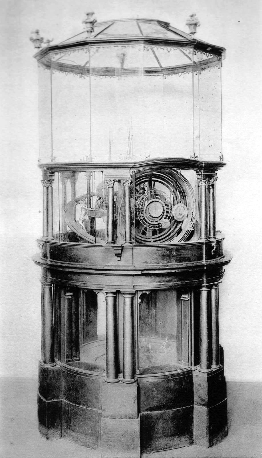 Neßtfell Planetarium (orrery), 1755/1761 (Wikiped