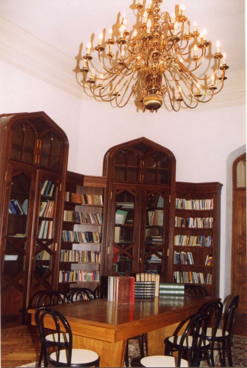 Bosianu House, Library of the Astronomical Institu