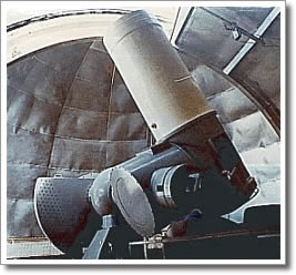 1-m-Reflecting telescope, made by Zeiss of Jena (1