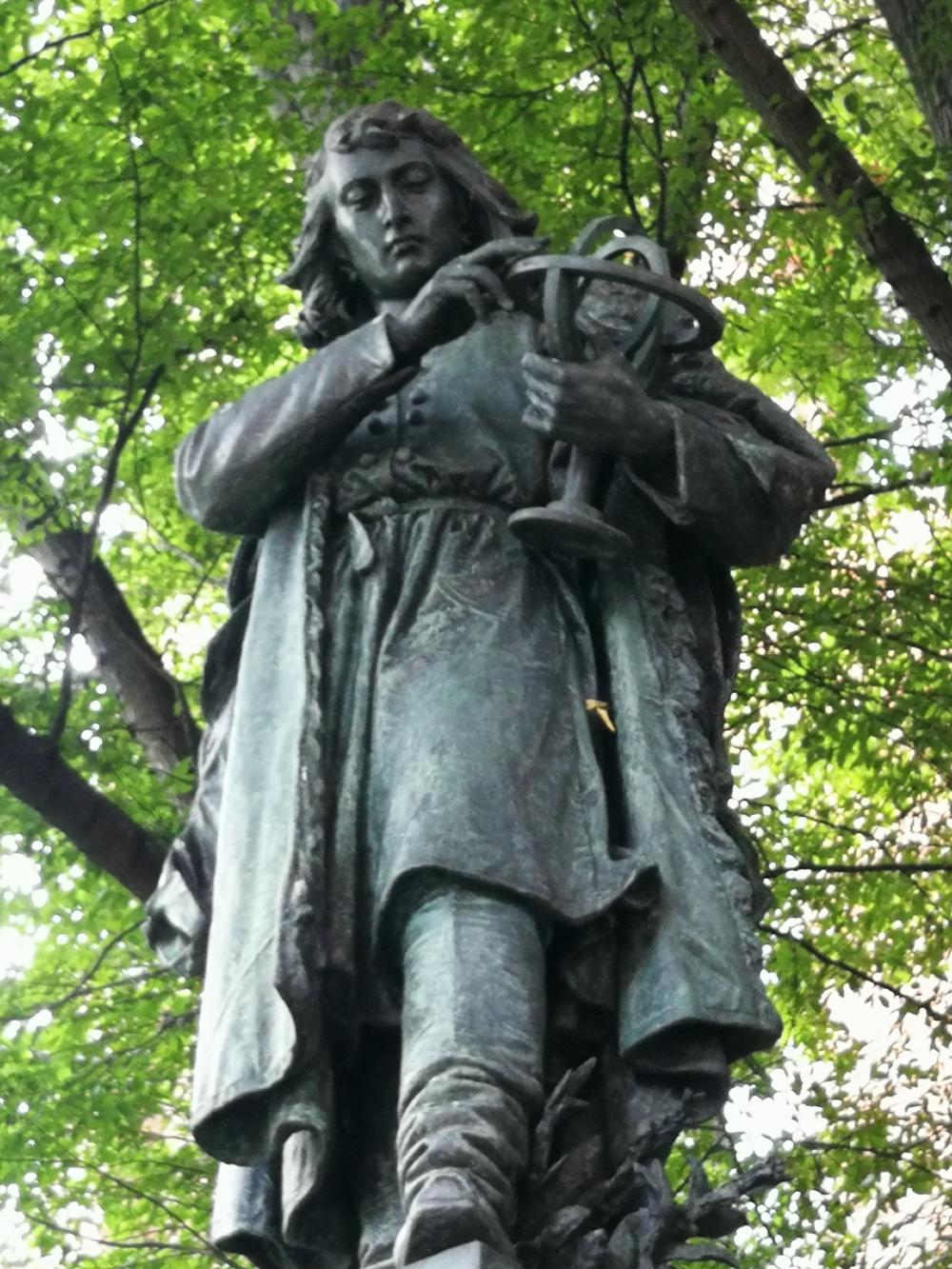 Statue of Copernicus, Collegium Novum, (Photo: Gud