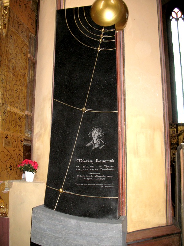 Tombstone of Nicolaus Copernicus (Photo: Ansgar Ko