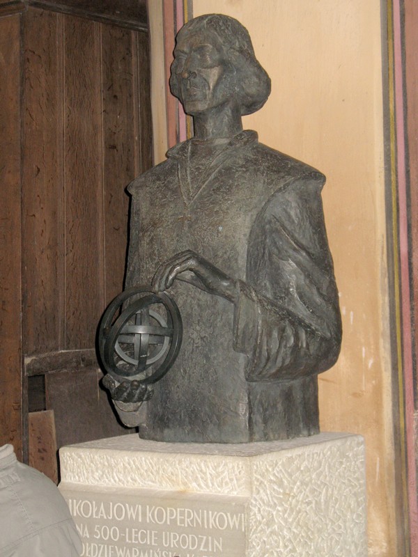 Statue of Nicolaus Copernicus (Photo: Ansgar Korte